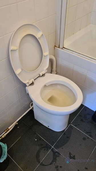  verstopping toilet Opmeer